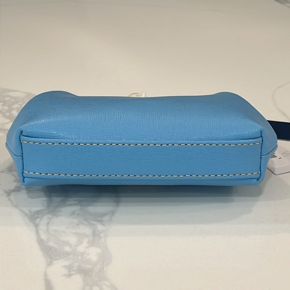 ๐Cute. Dooney & Bourke Kisslock coin purse - Picture 7 of 14